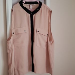 NWT Woman's Sleeveless Top